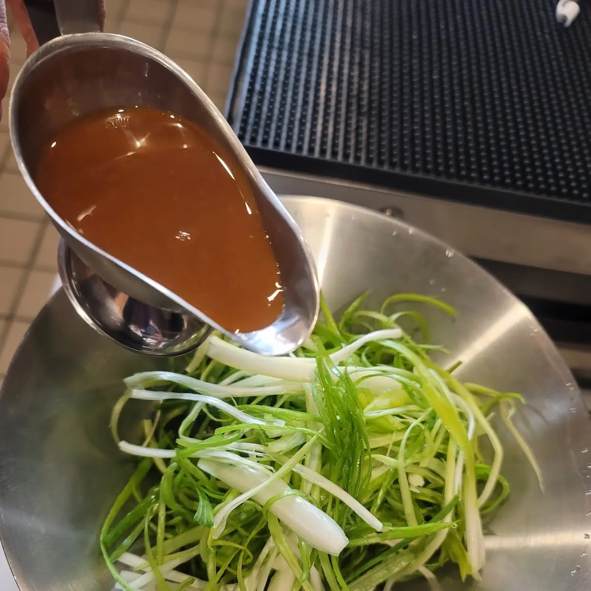 Scallion with Scallion Sauce