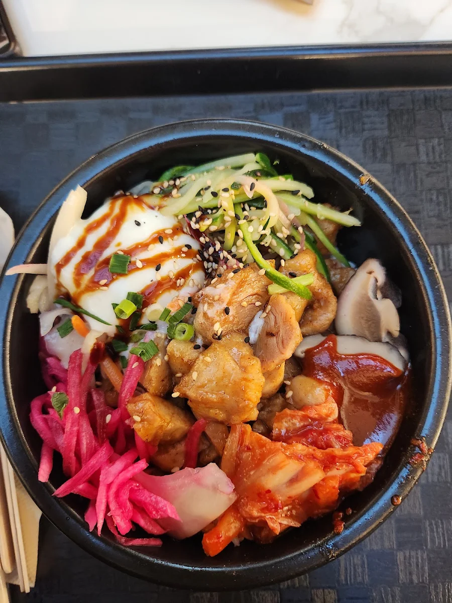 Highlights, Seoul Kitchen Fountain Gate
