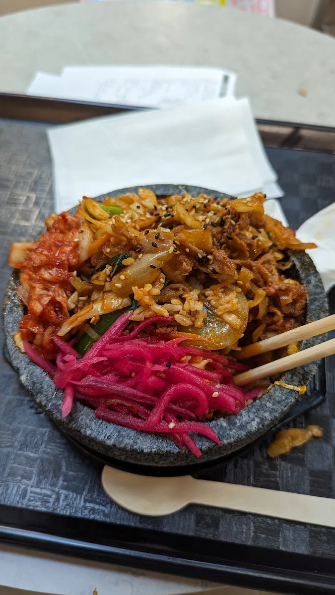 Highlights, Seoul Kitchen Fountain Gate