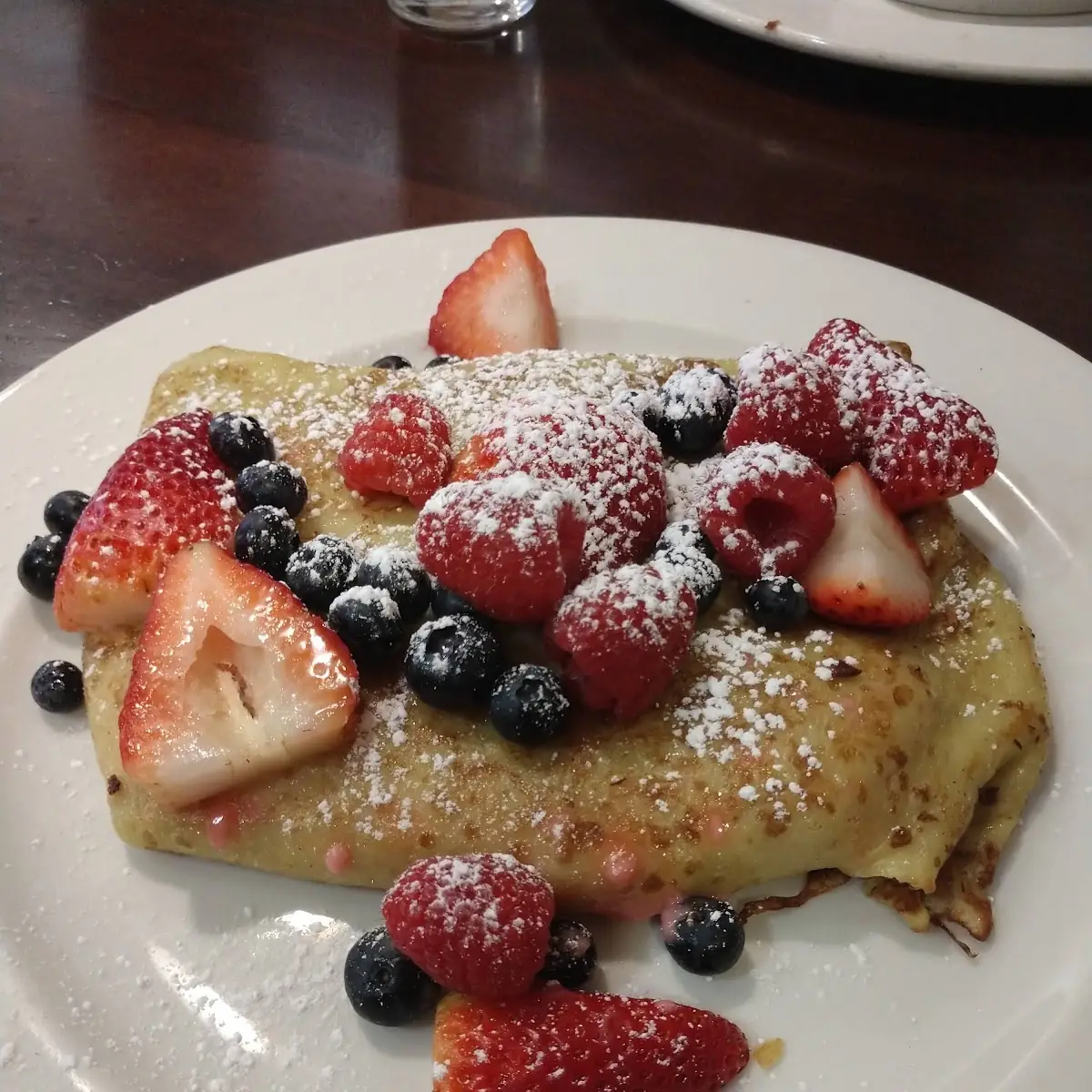 Peaches and Cream Crepe Combo