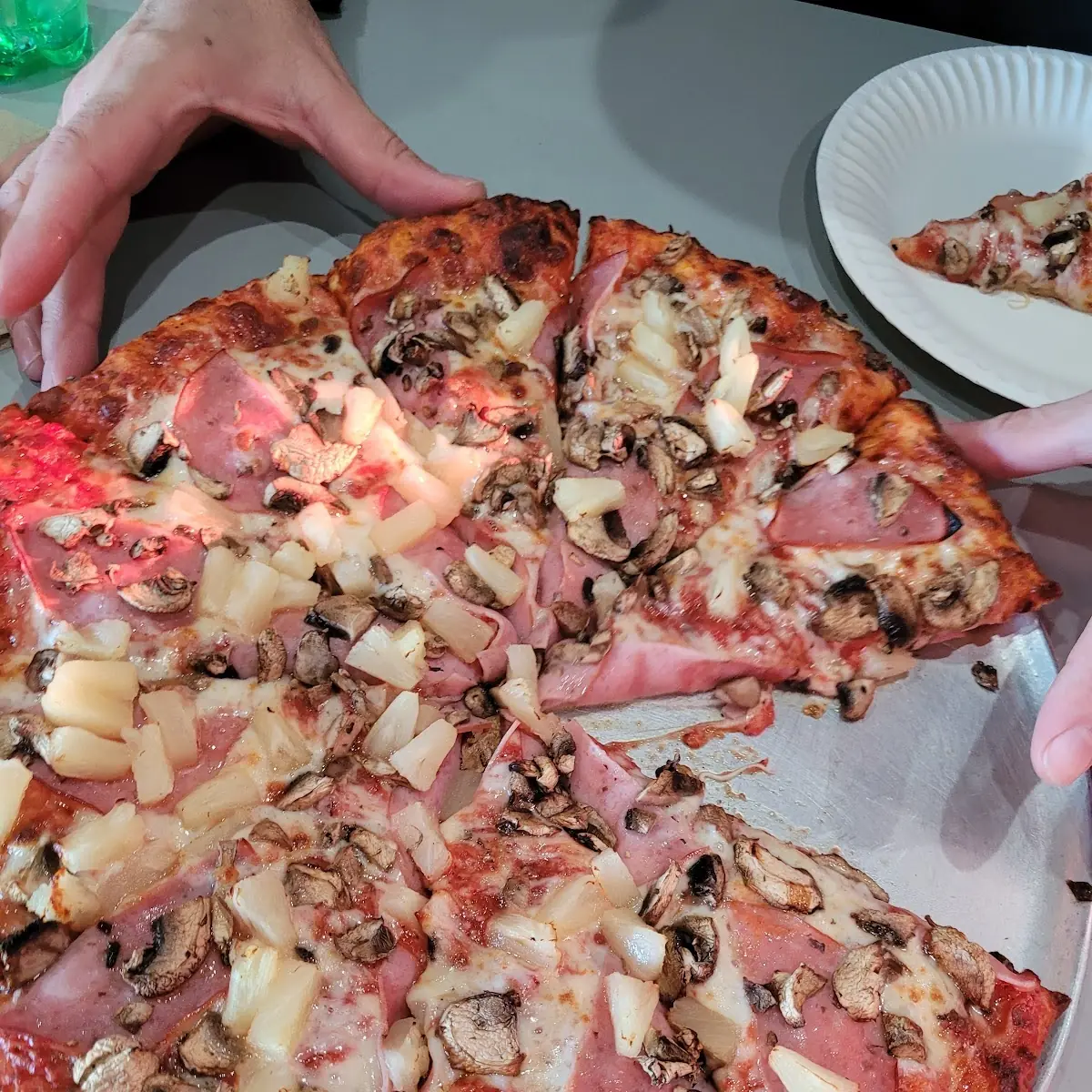 Hawaiian Pizza
