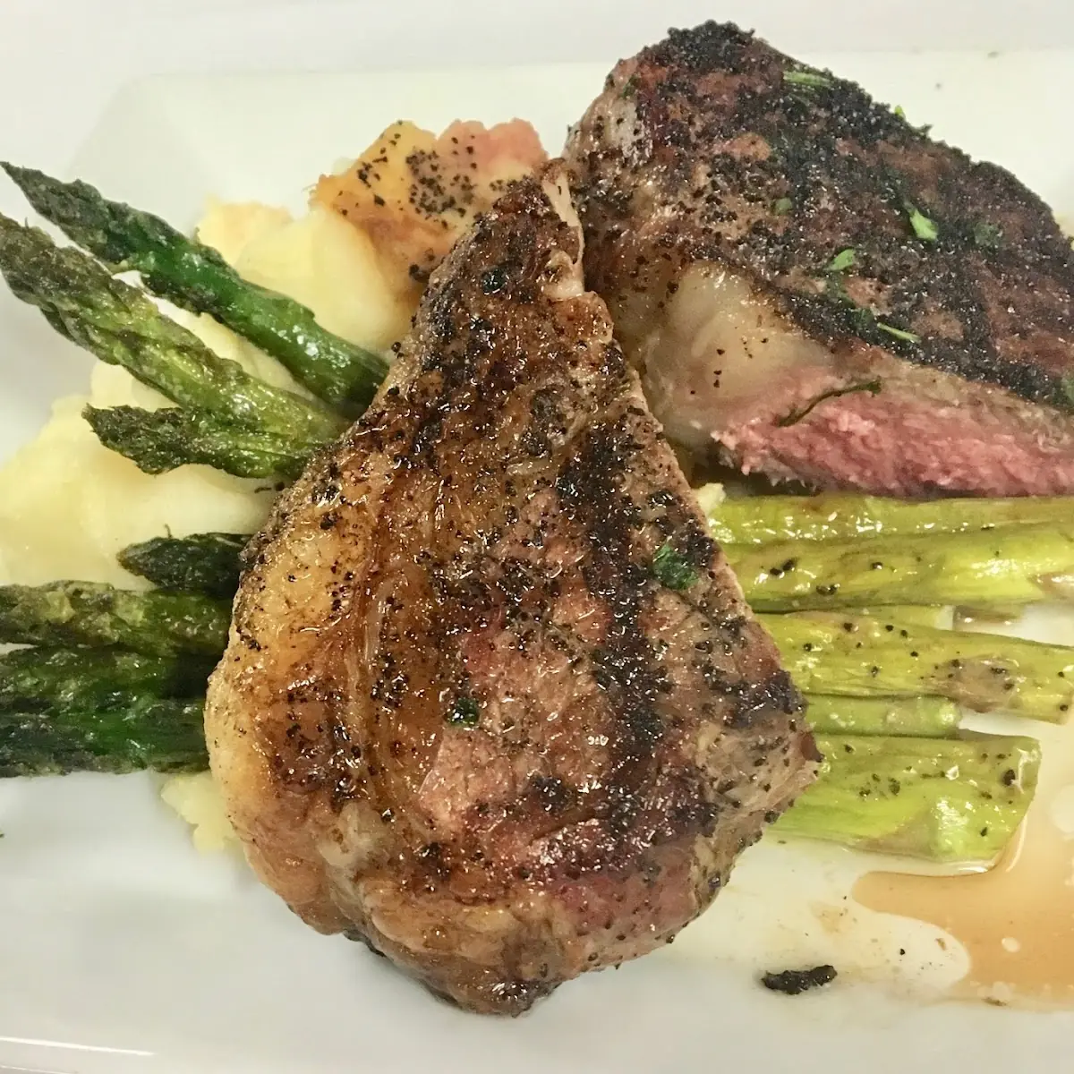 Pepper-Seared Ahi Tuna
