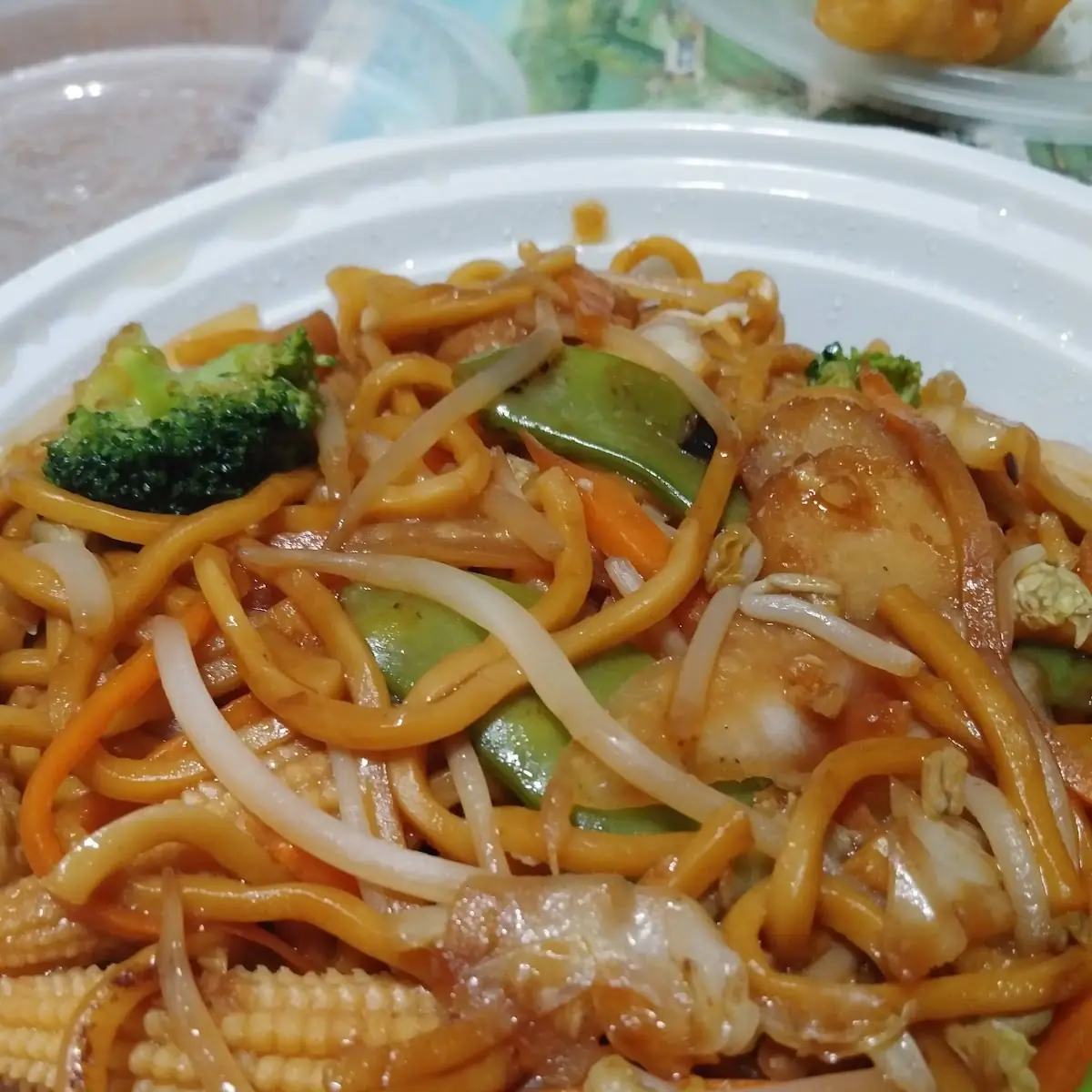 Vegetable Lo Mein