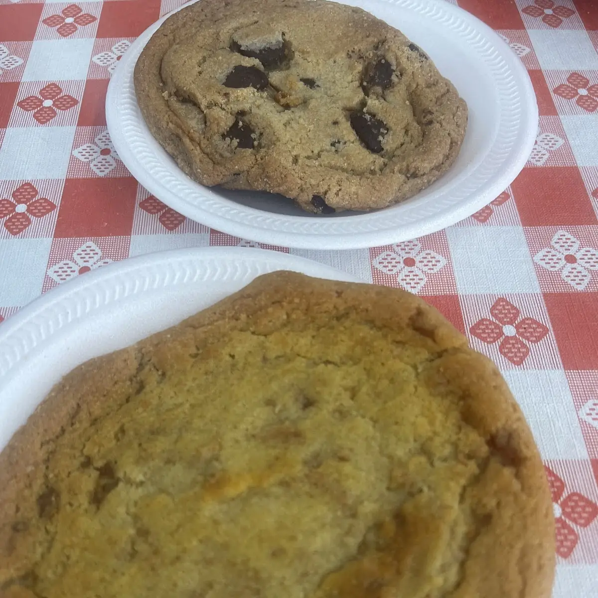 Chocolate Chip Cookie