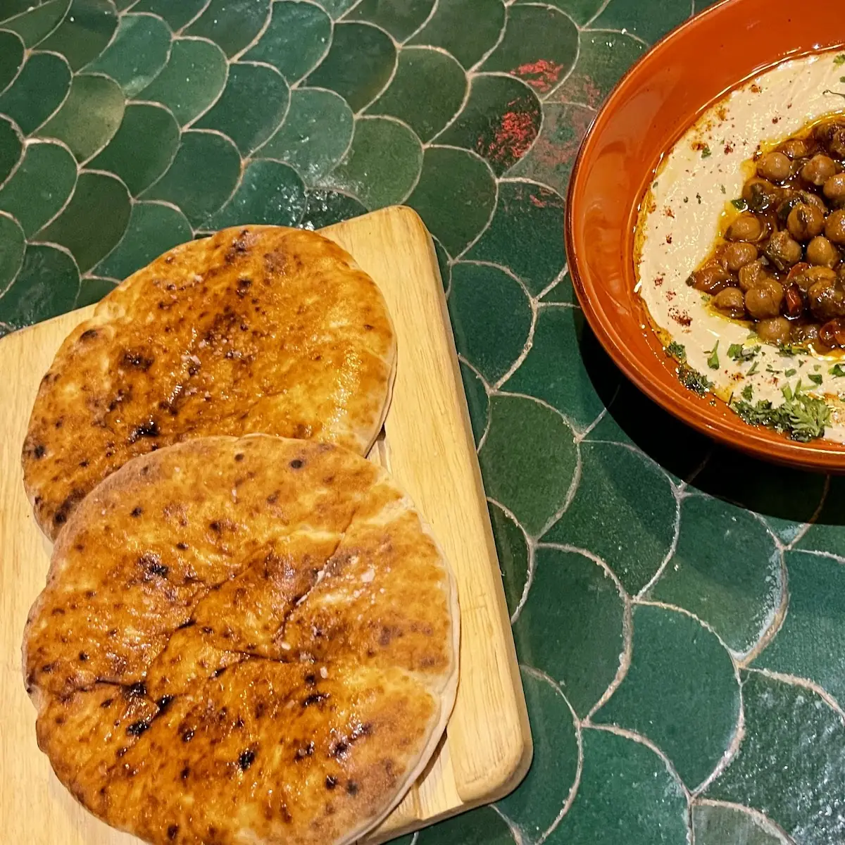 Moroccan Hummus with Pita Bread