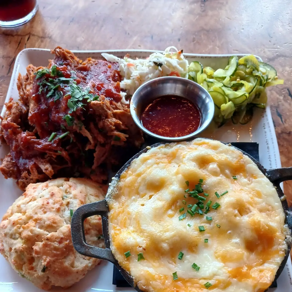 BBQ Pulled Pork Plate with Mac and Cheese