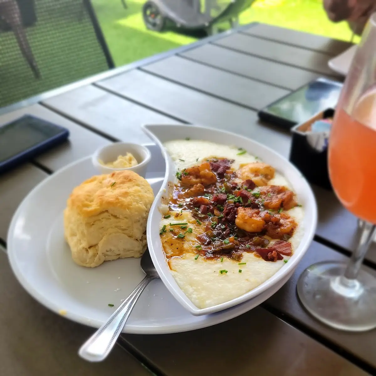 dbbq Shrimp & Grits