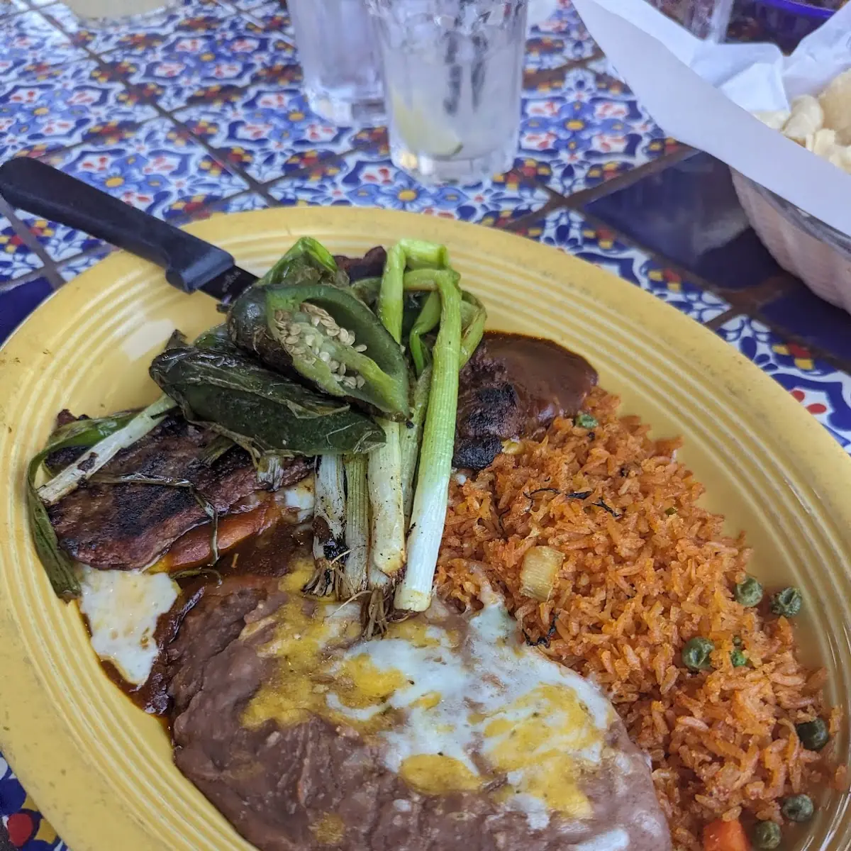 Chile Relleno Con Pollo