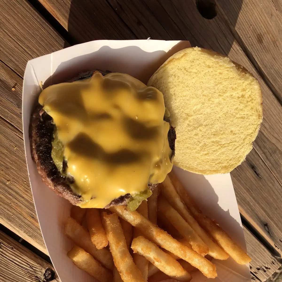 Cheeseburger Basket