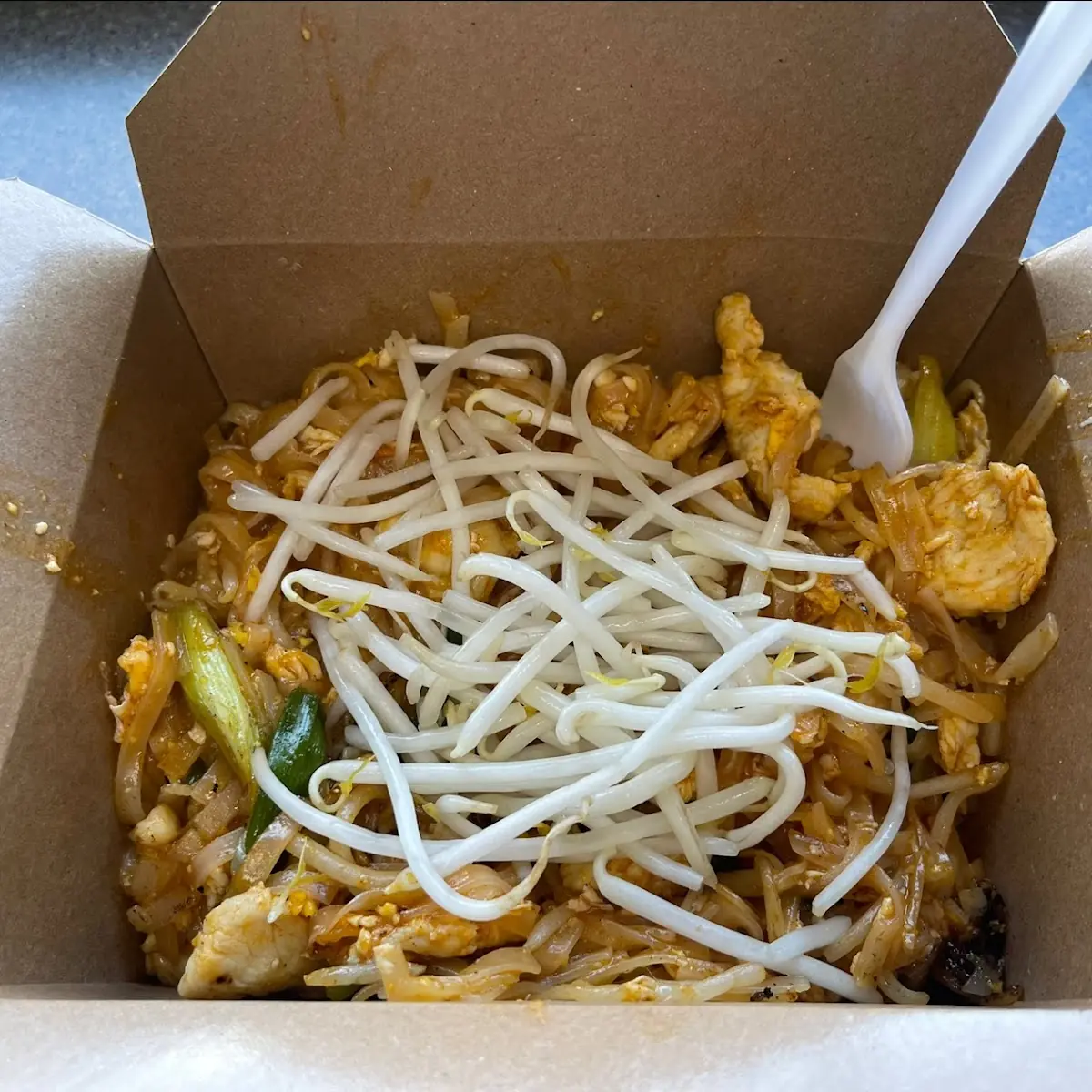 Chicken Pad Thai
