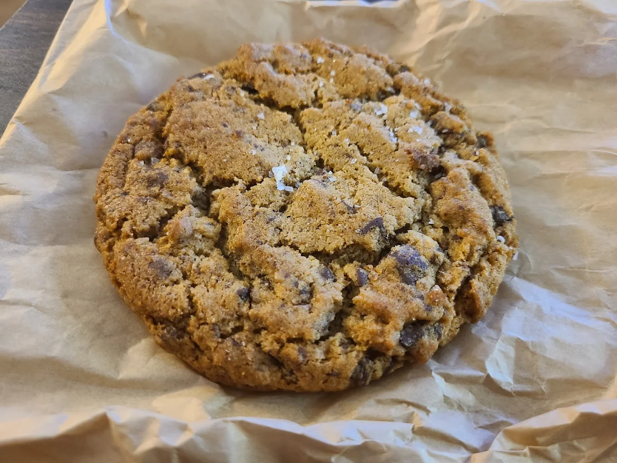 Chocolate Chip Cookie