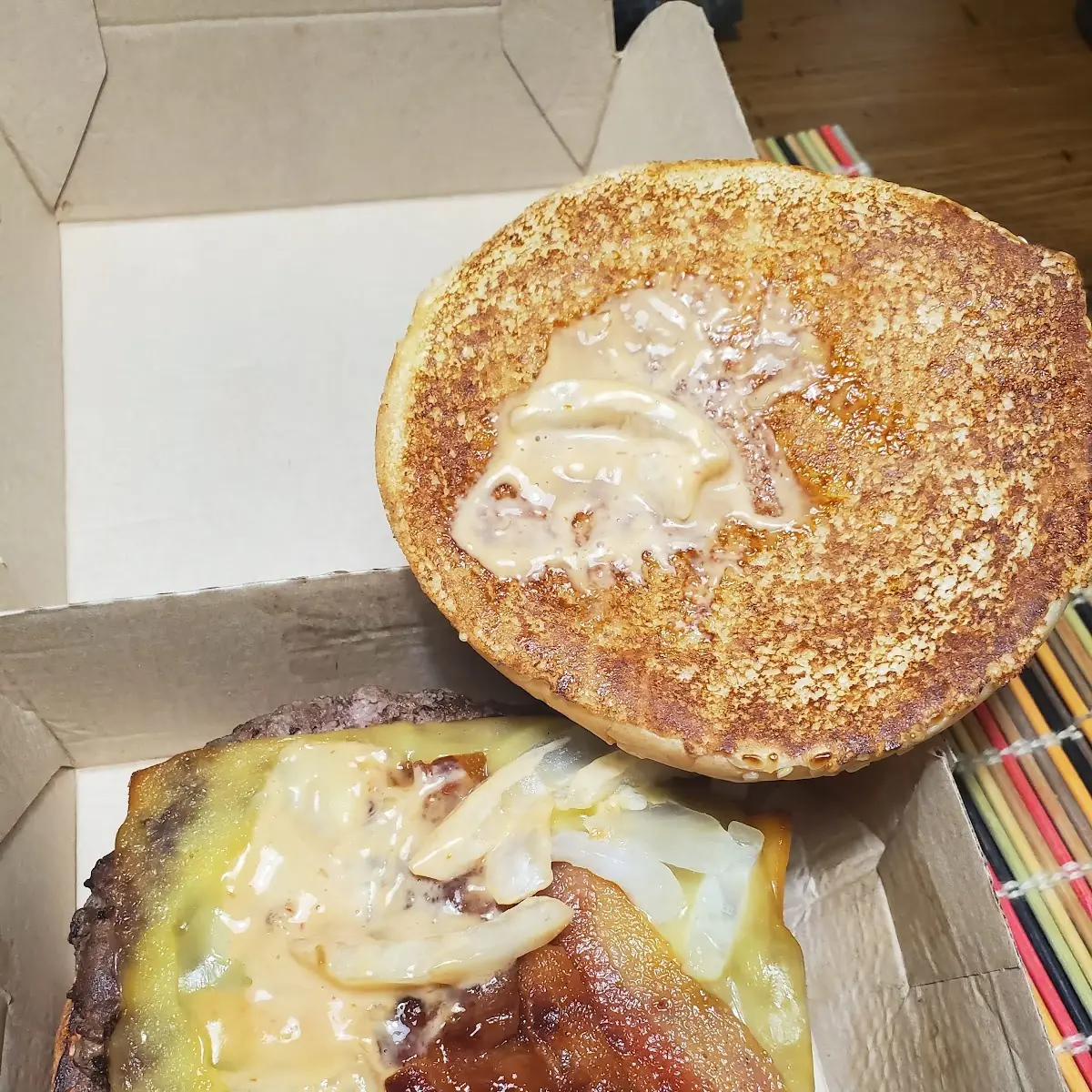 Bacon Cheeseburger