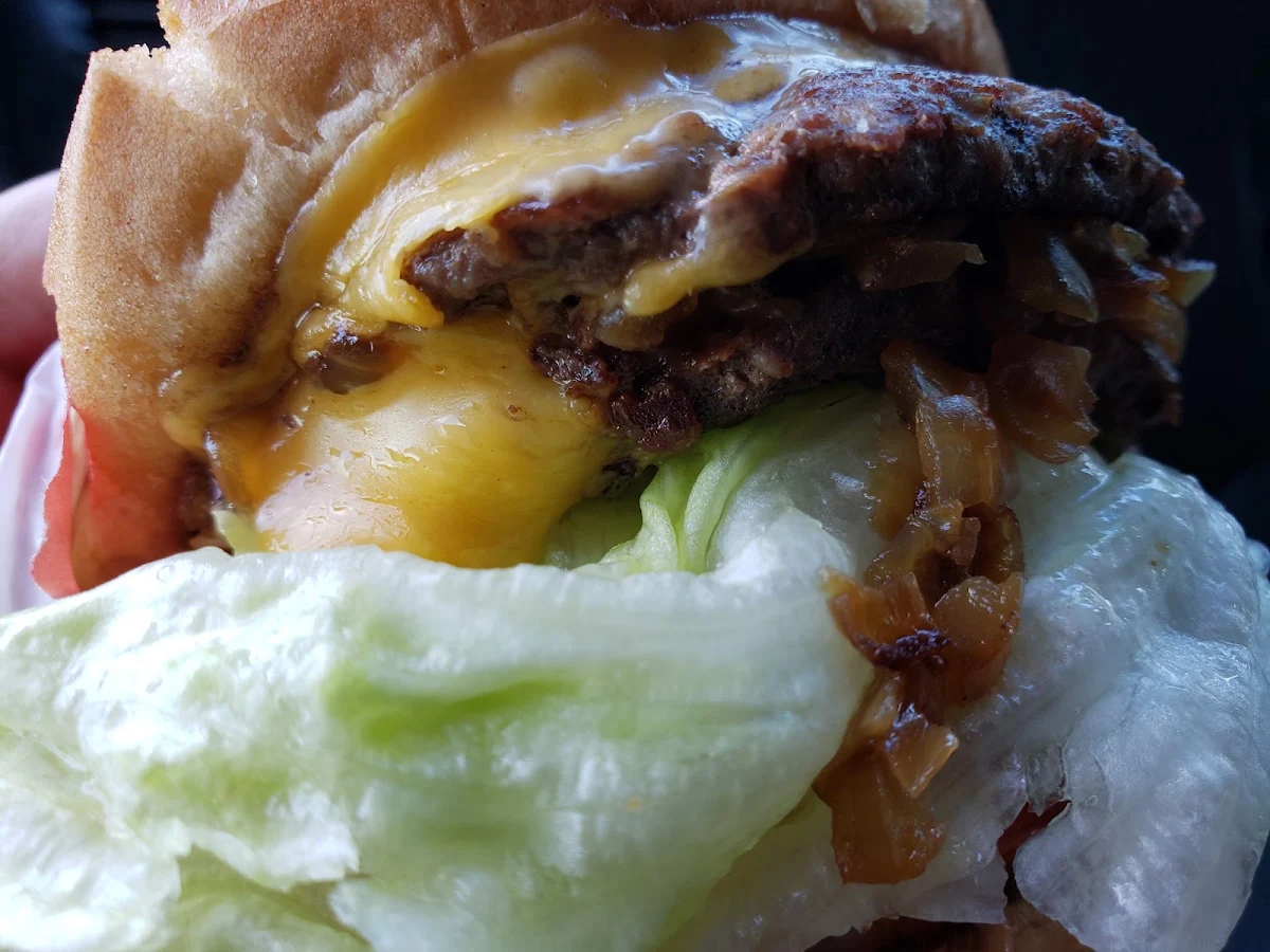Cheeseburger and Grilled Onions