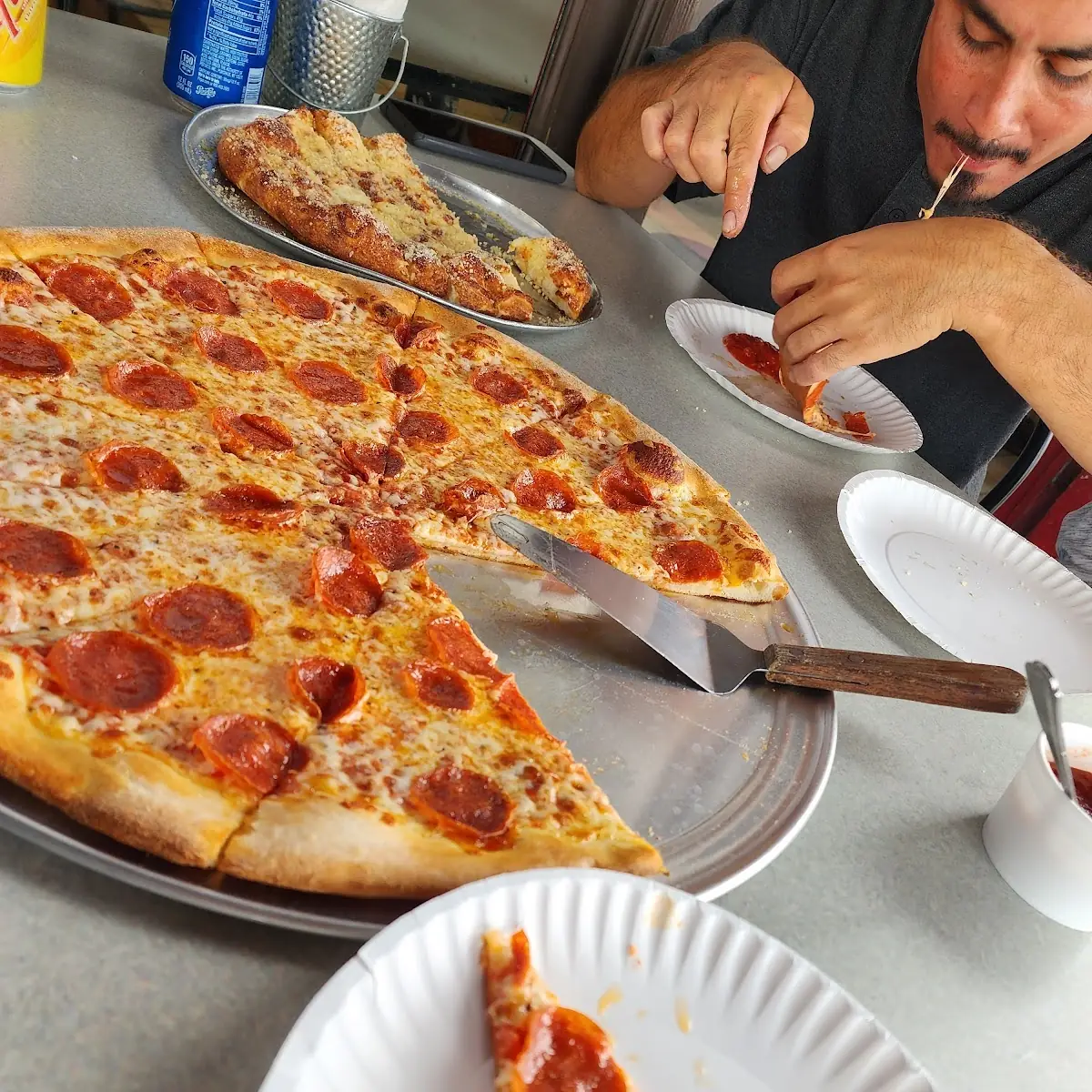 NY Thin Pepperoni Pizza