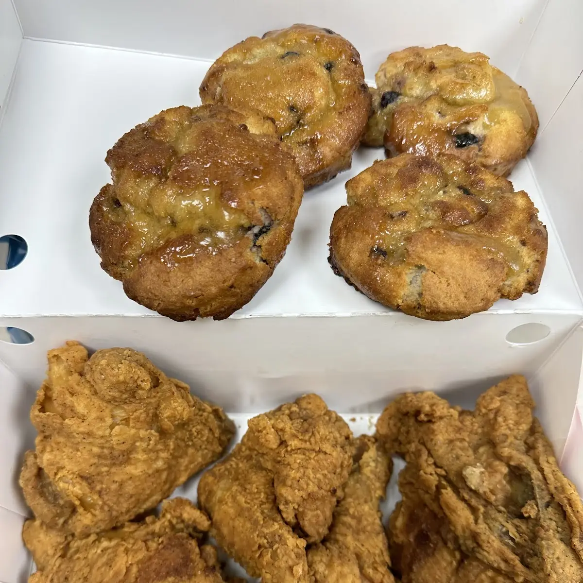 Chicken Tender (6 Pieces) with 1 Honey Butter Biscuit