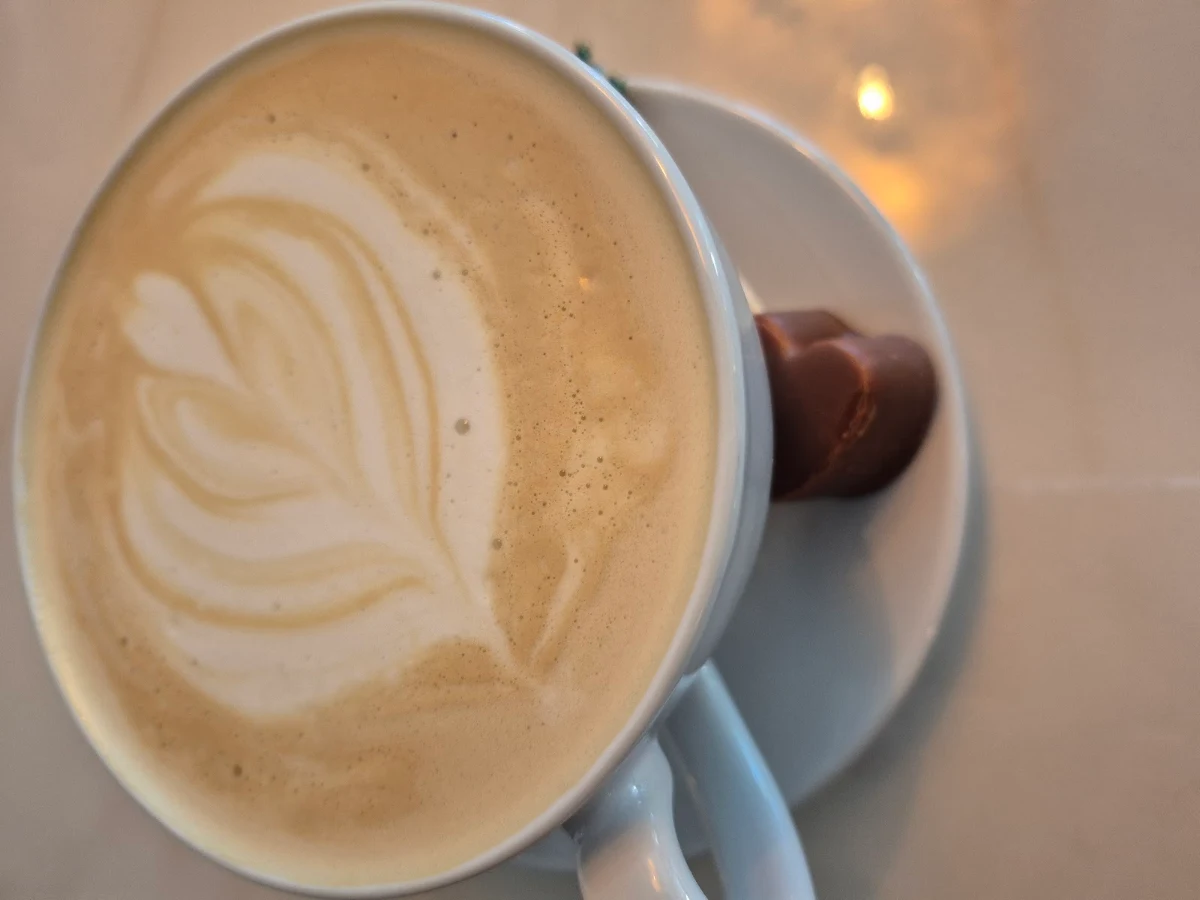 Choco Banana Latte with Oat Milk
