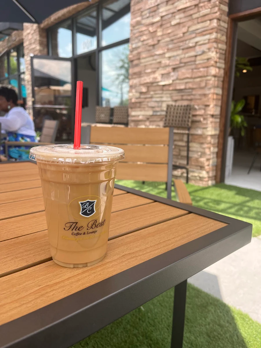 Iced Americano with Oatmilk