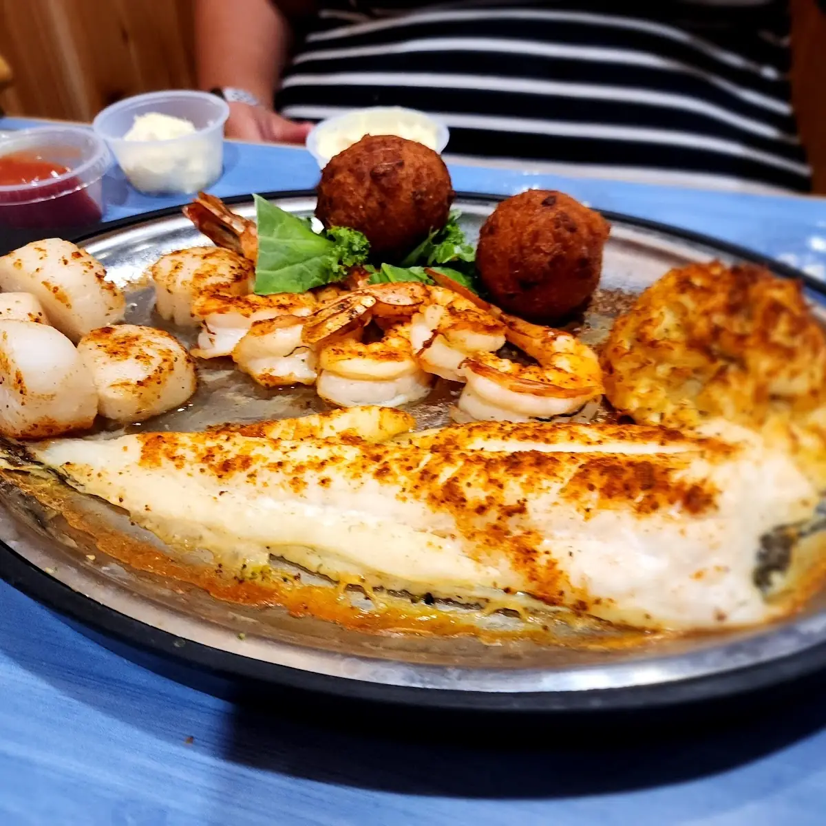 Broiled Seafood Platter