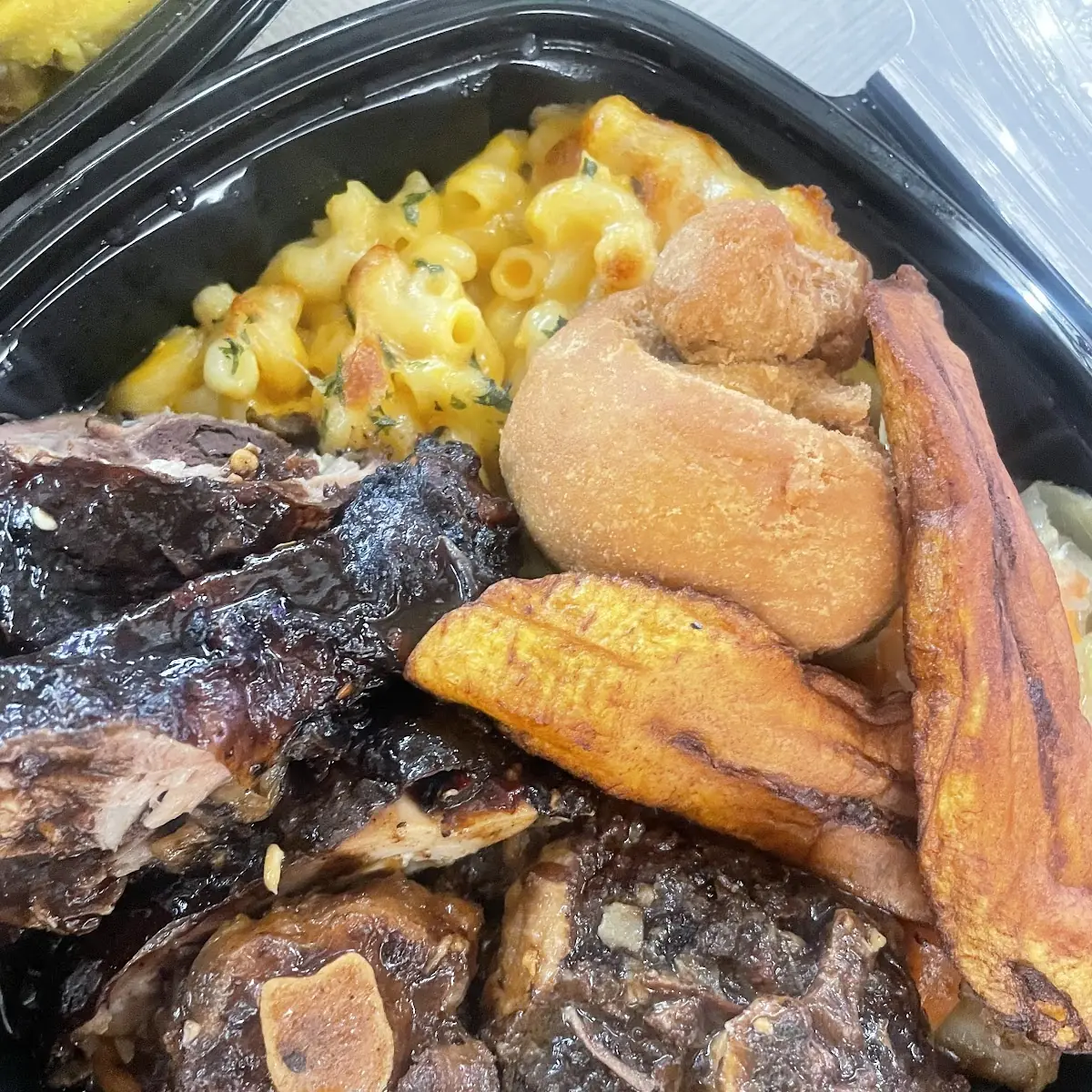 Jerk Chicken Meal with Mac and Cheese