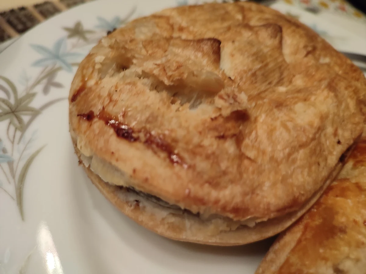 Steak and Mushroom Pie, Nguyen's Bakery Cafe