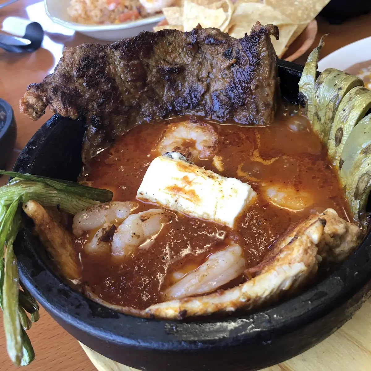 Molcajete Mixto