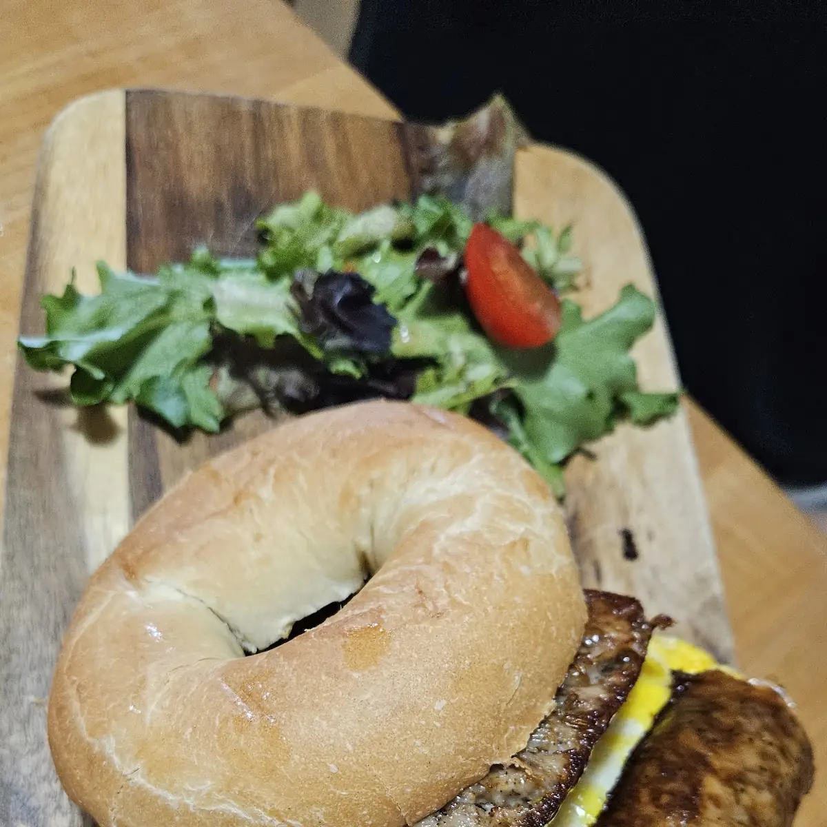 Toa Ed Bagel