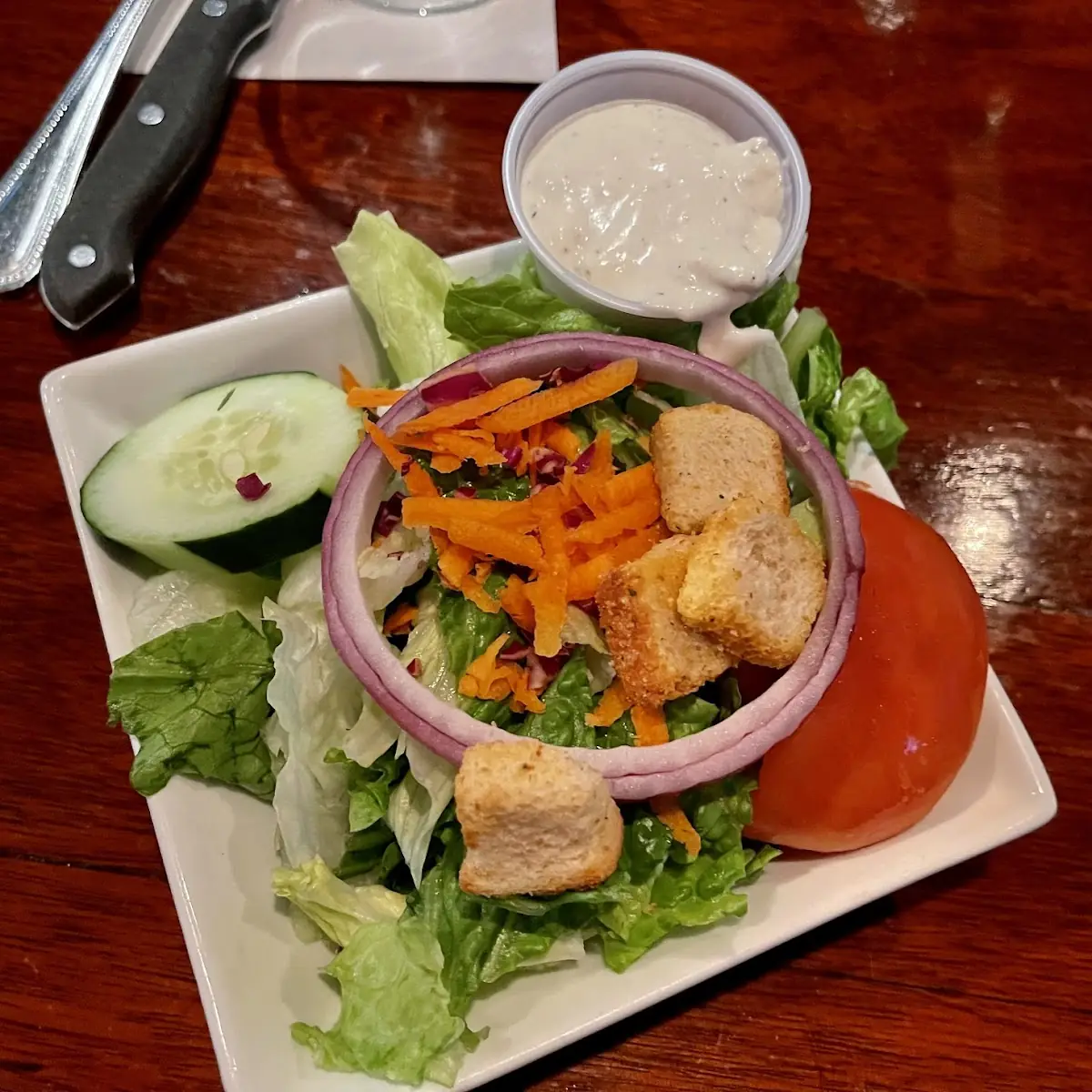 Tossed Mixed Greens Garden Salad