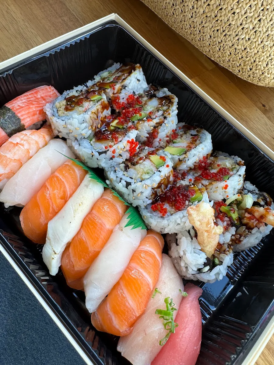 Surf clam sashimi (3 pcs)