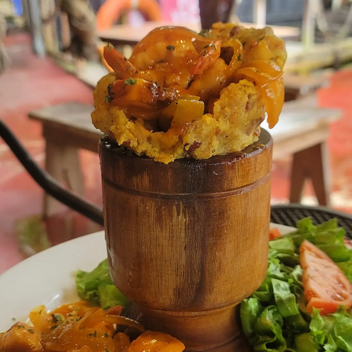 Mofongo Relleno de Mariscos