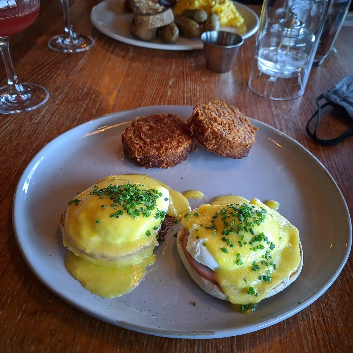 Eggs Benedict