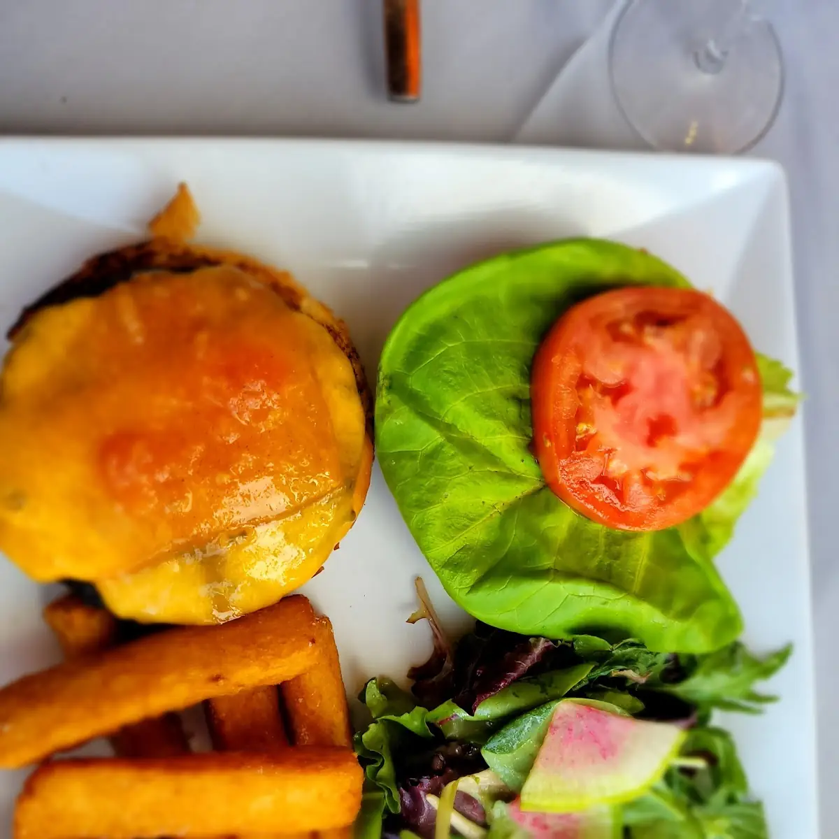 Hamburger with Yuca Fries