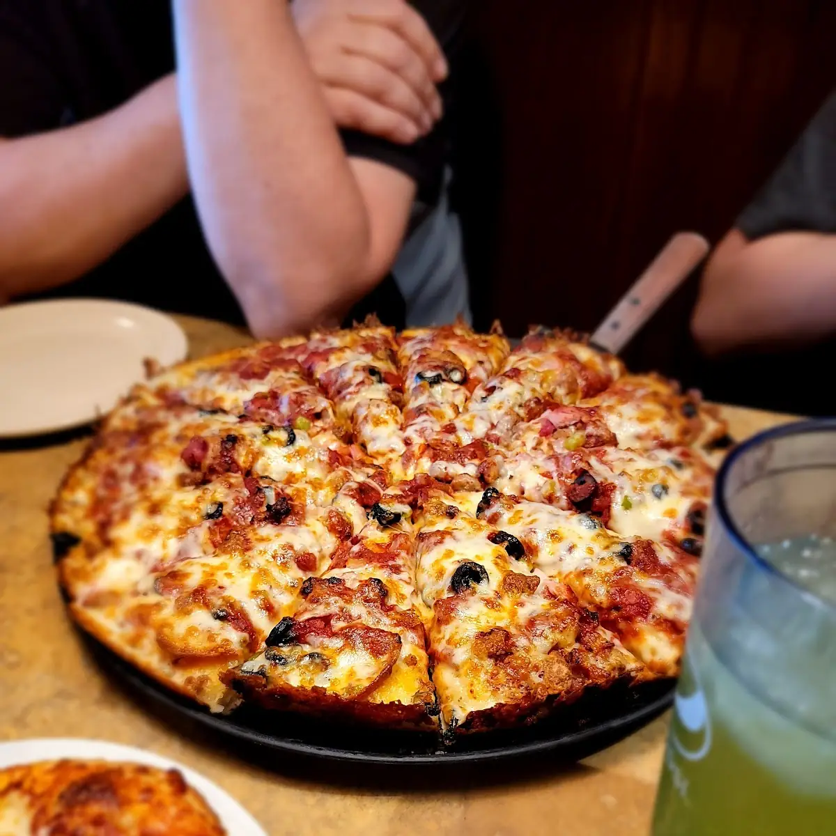 Magnificent Mile Pizza