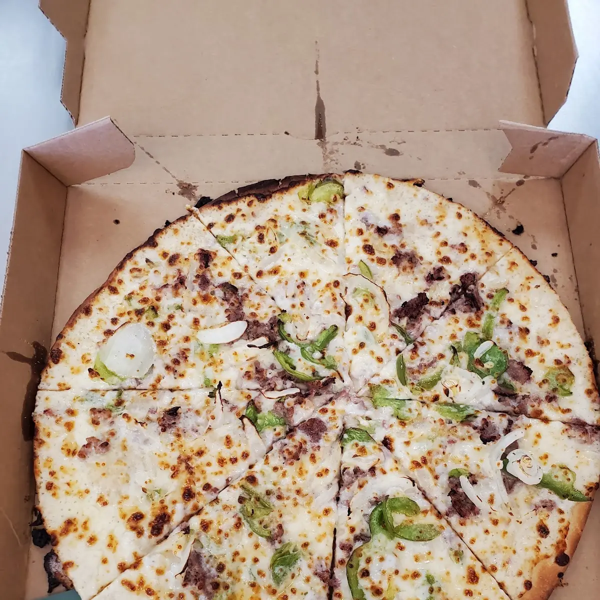 Philly Cheesesteak Pizza on Thin Crust