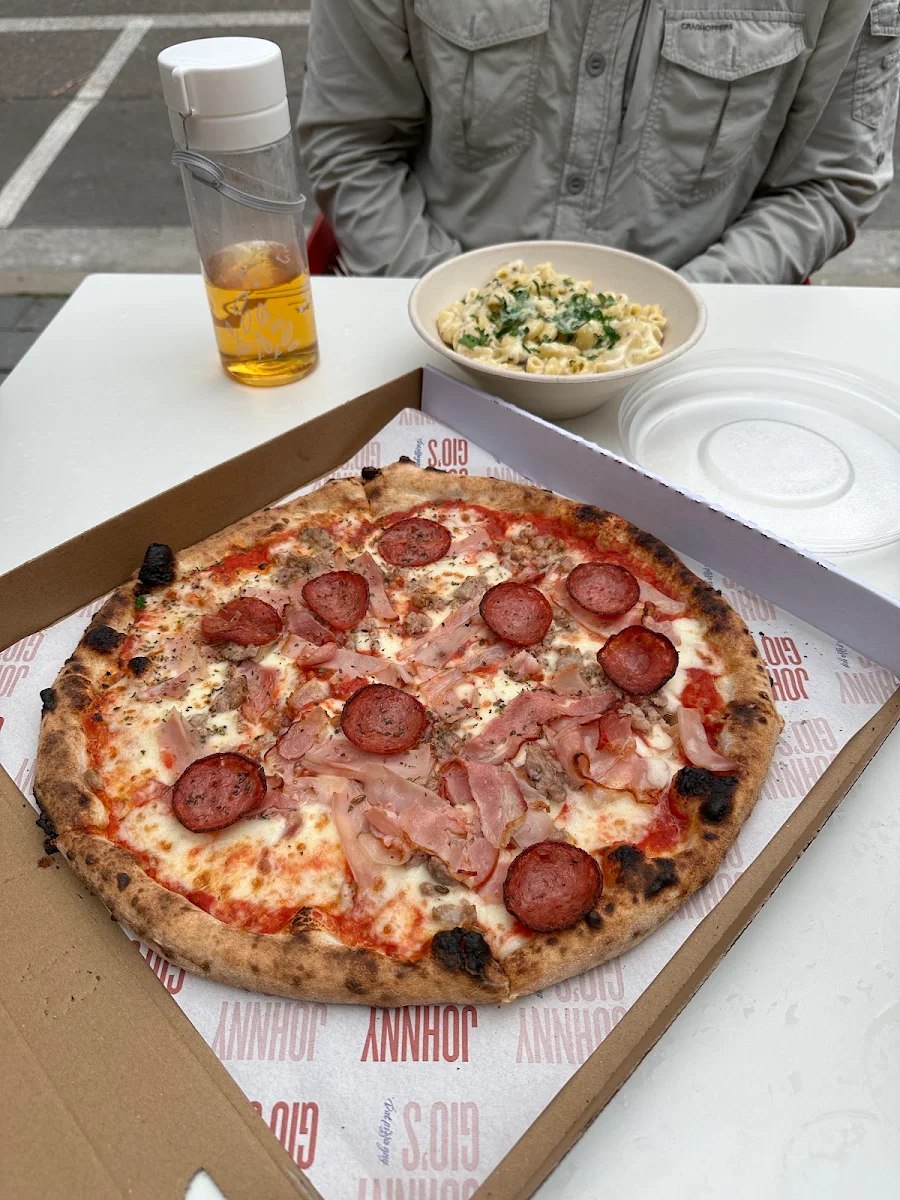 Highlights, Johnny Gio's Pizza Kirrawee