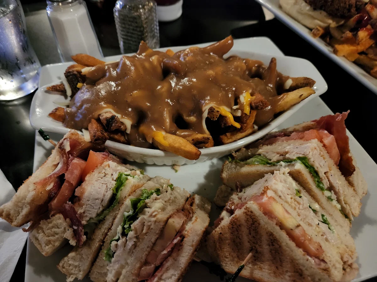 Clubhouse Sandwich, Mama's Brew Pub