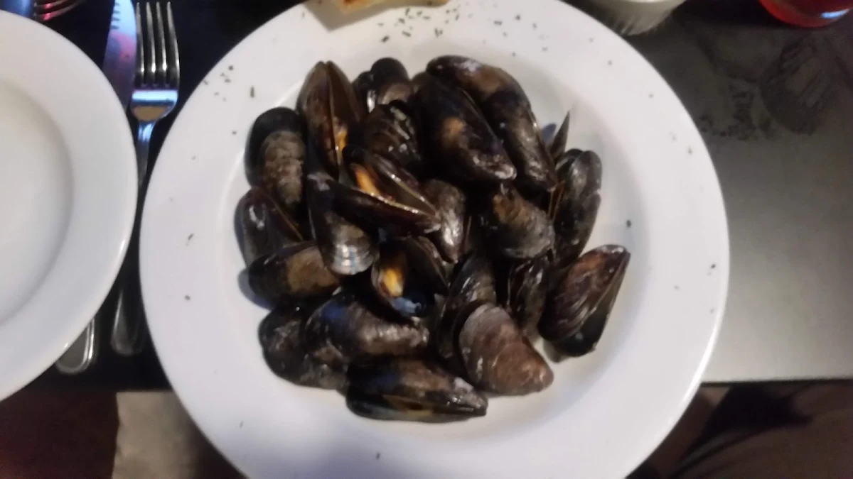 Mussels, Mama's Brew Pub