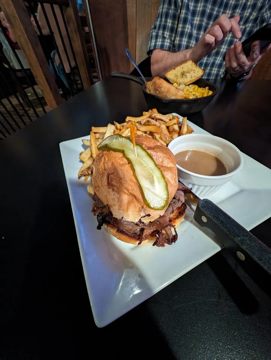 The Big Beef Dip, Mama's Brew Pub
