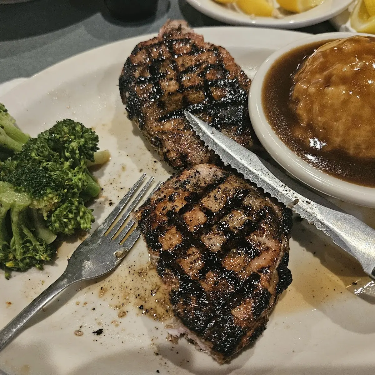 Broccoli and Mashed Potatoes with Gravy