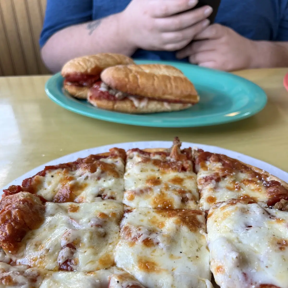 Hamburger & Pepperoni Pizza