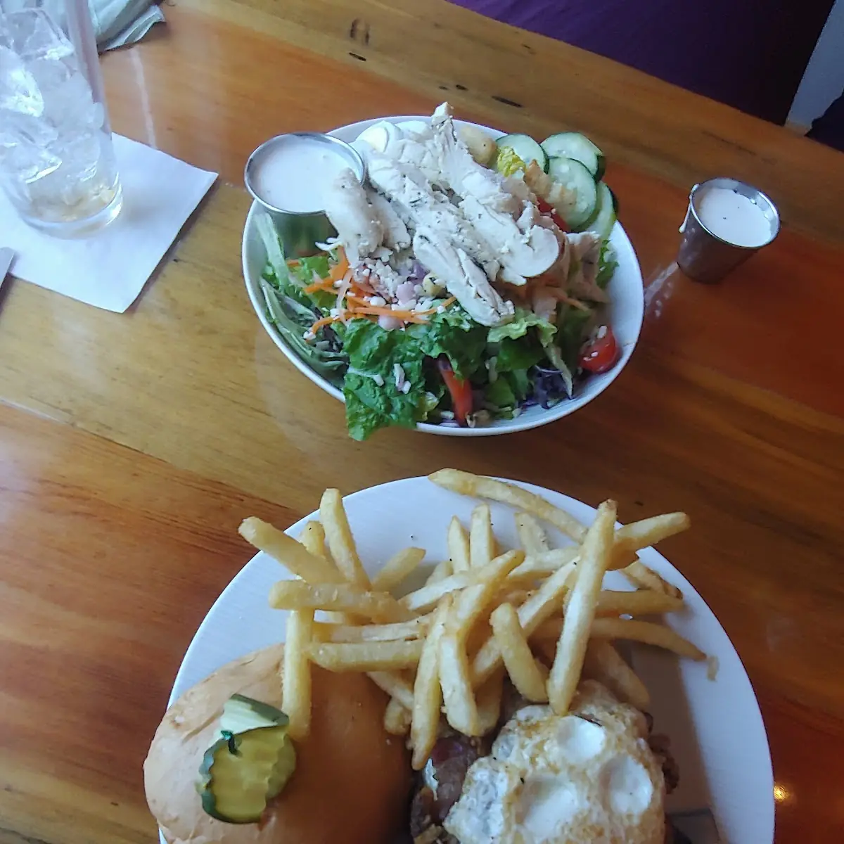 Royal Burger and House Salad w Chicken