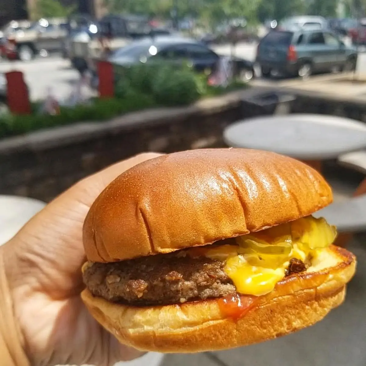 Old Fashioned All American Cheeseburger
