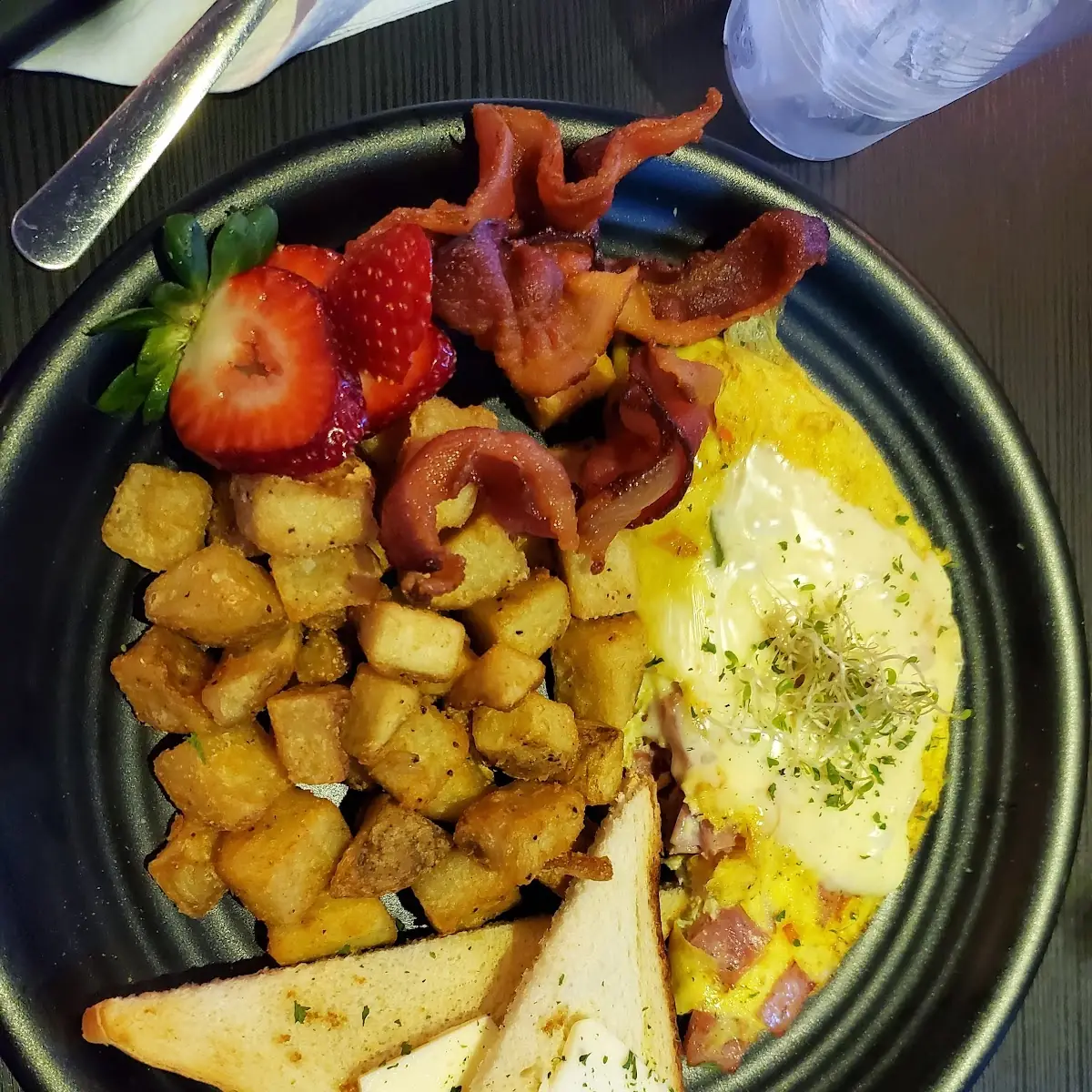 Omelette with Bacon Vegetables and Hash Browns