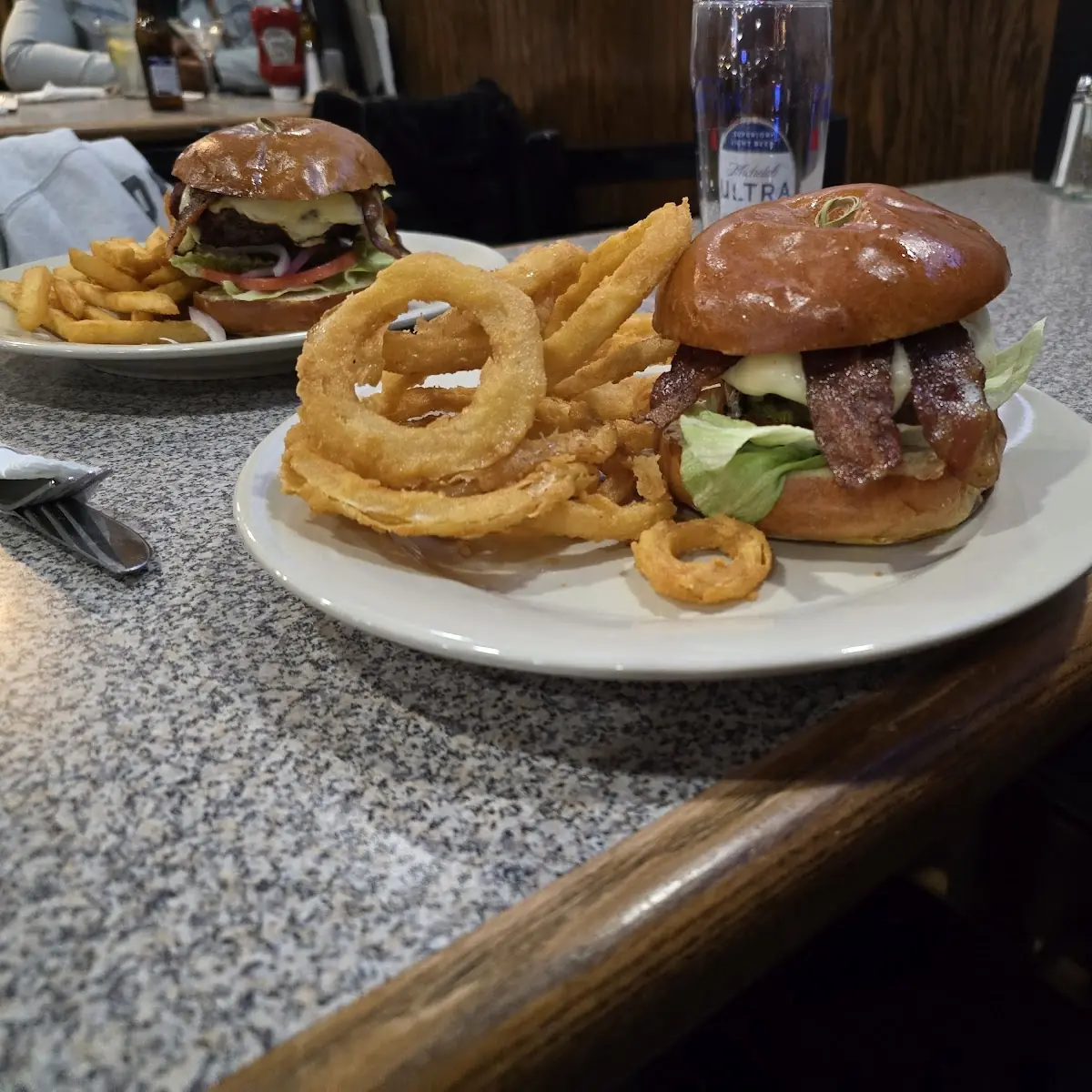 Tavern Burger