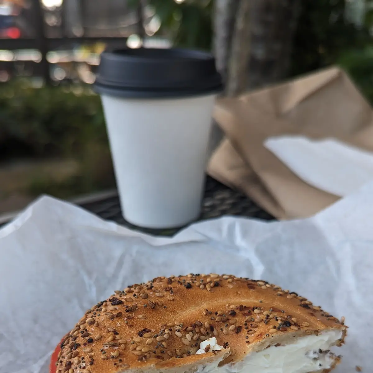 Everything Bagel with Cream Cheese & Tomato