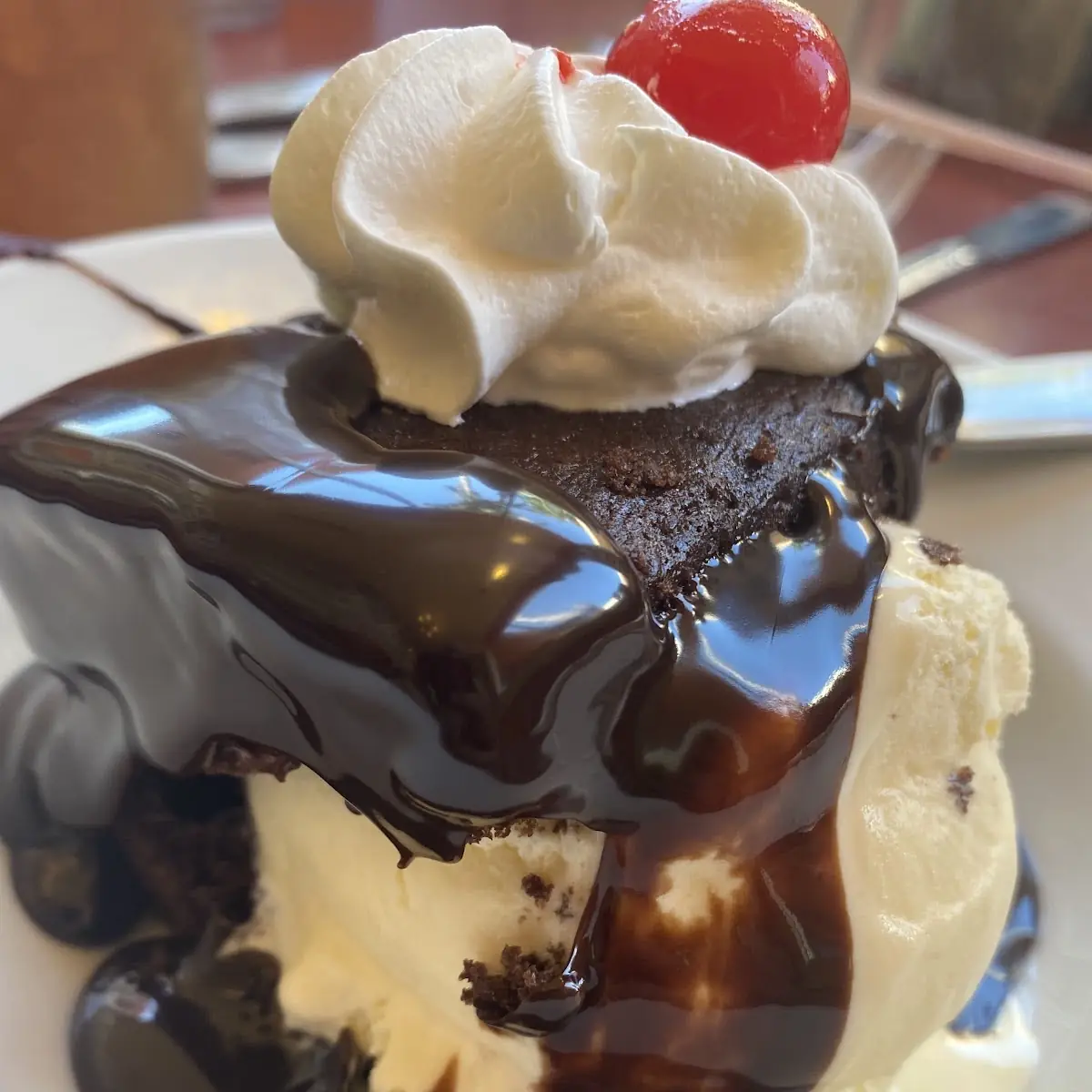 Bob's Famous Hot Fudge Cake