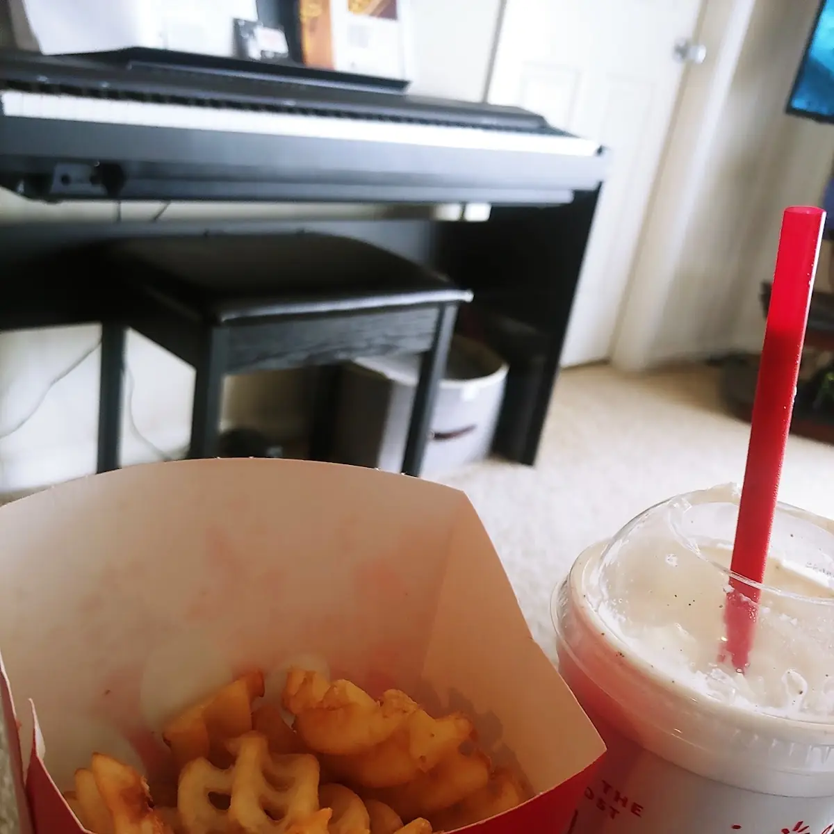 Waffle Fries and Oreo Shake
