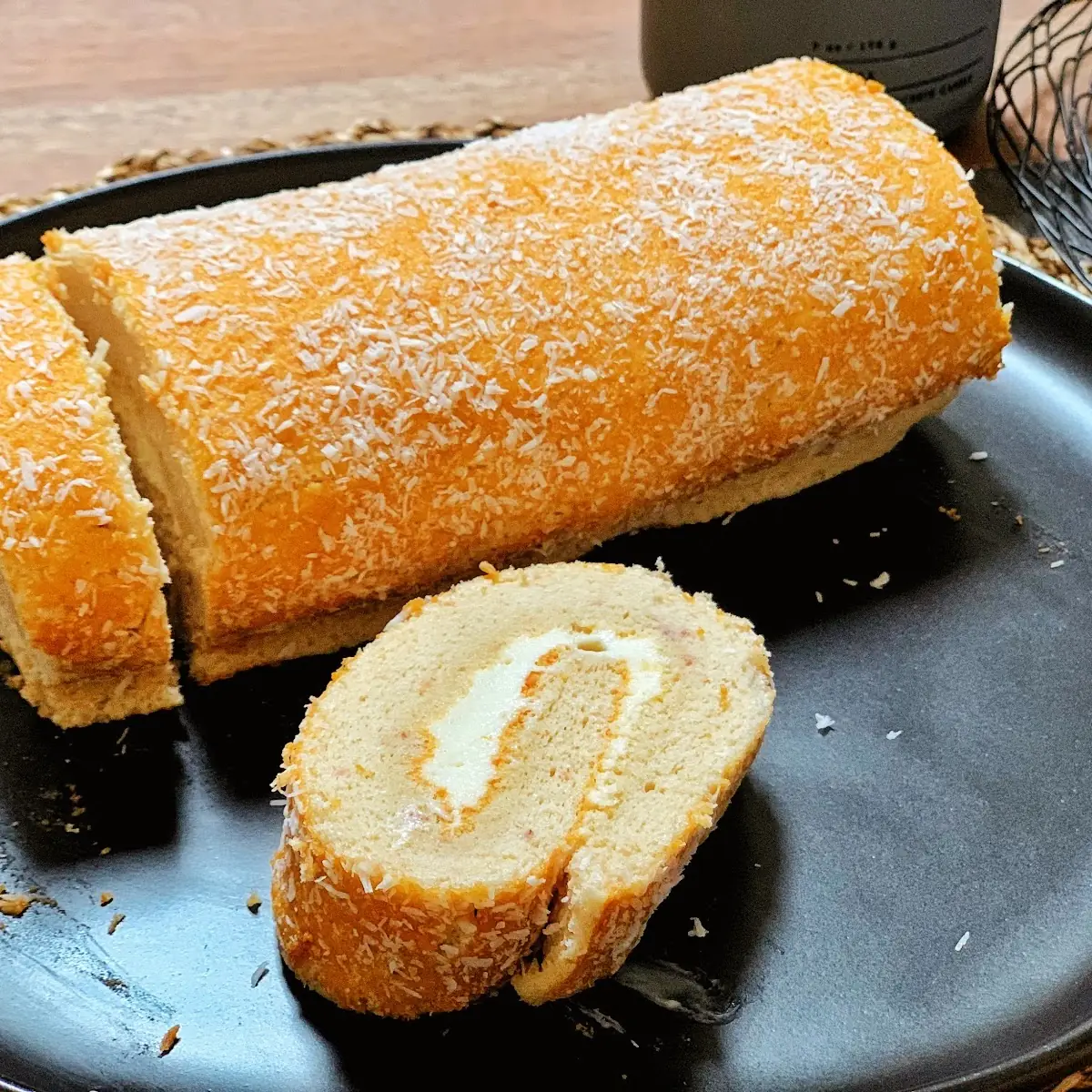 8b. Vegetable Egg Roll or Spring Roll (2)