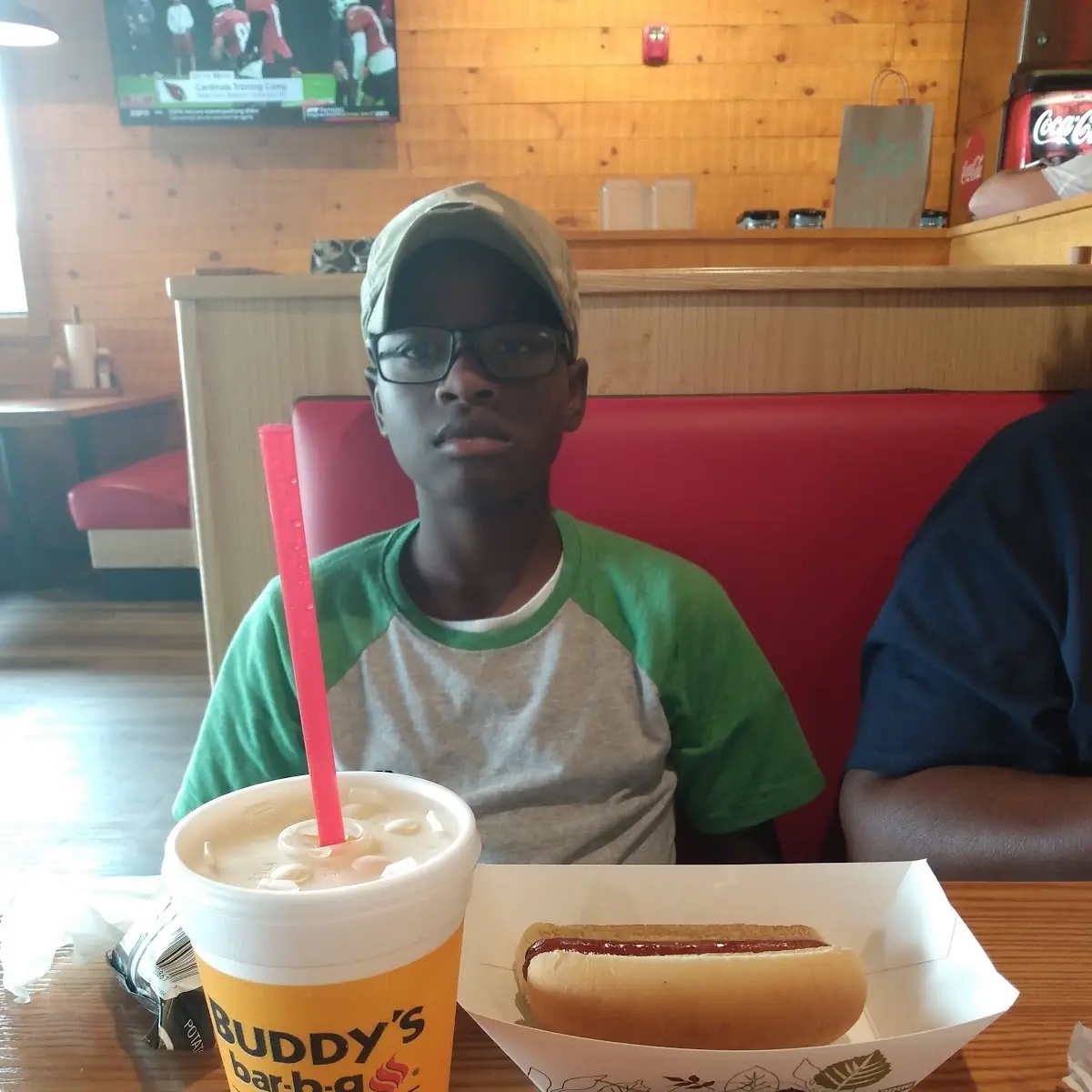 Hot Dog Kids Meal with BBQ Chips