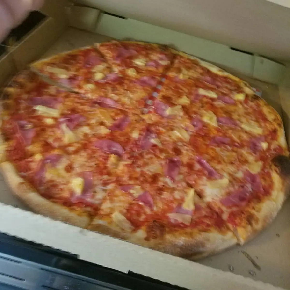 Hawaiian Pizza