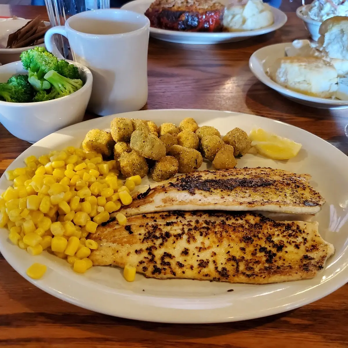 Smokehouse Grilled Chicken & Mashed Potatoes